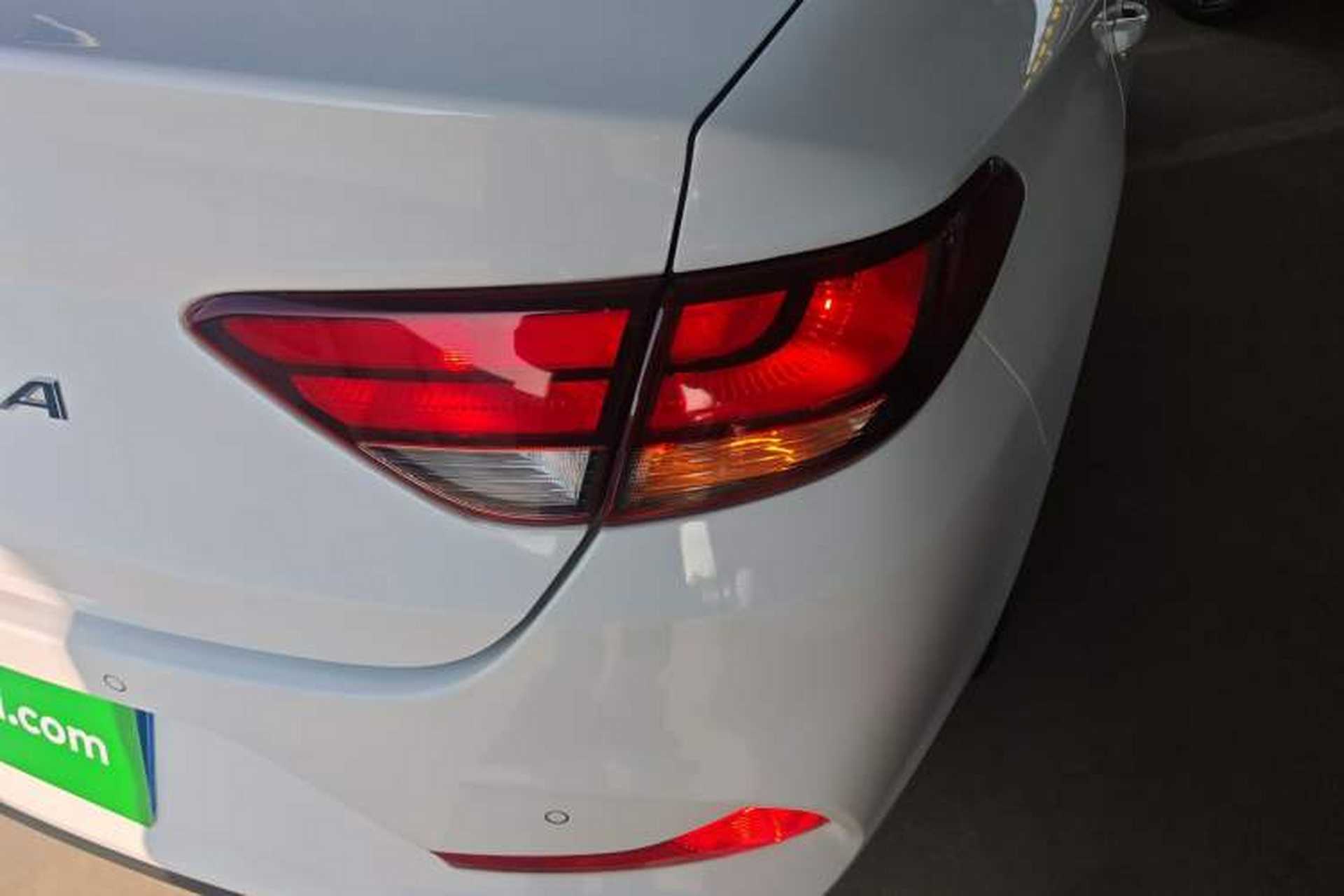 Used Hyundai Celesta 2018 1.6L Automatic GL Enjoyment Version China V Standard Right Rear Taillight
