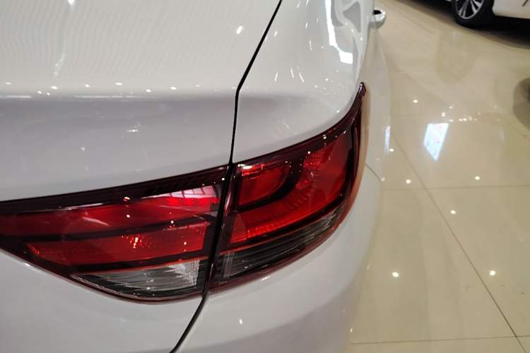Used Hyundai Celesta 2018 1.6L Automatic GL Enjoyment Edition China VI compliant Right Rear Taillight