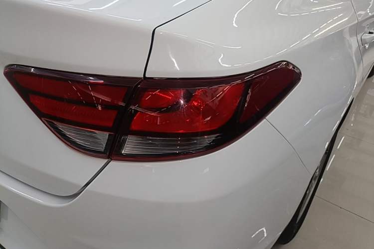 Used Hyundai Celesta 2018 1.6L Automatic GL Enjoyment Edition China VI compliant Right Rear Taillight