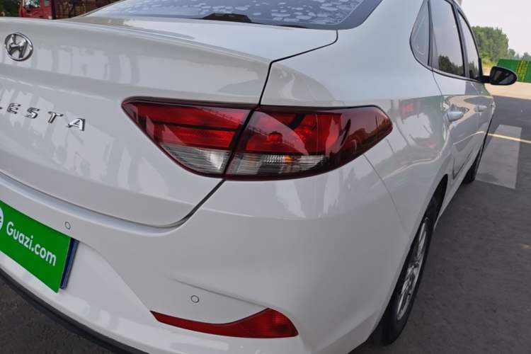 Used Hyundai Celesta 2018 1.6L Automatic GL Enjoyment Edition China VI compliant Right Rear Taillight