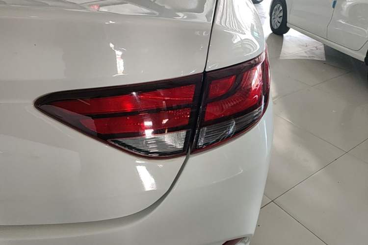 Used Hyundai Celesta 2018 1.6L Automatic GL Enjoyment Edition China VI compliant Right Rear Taillight