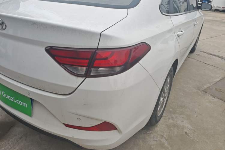 Used Hyundai Celesta 2018 1.6L Automatic GL Enjoyment Edition China VI compliant Right Rear Taillight