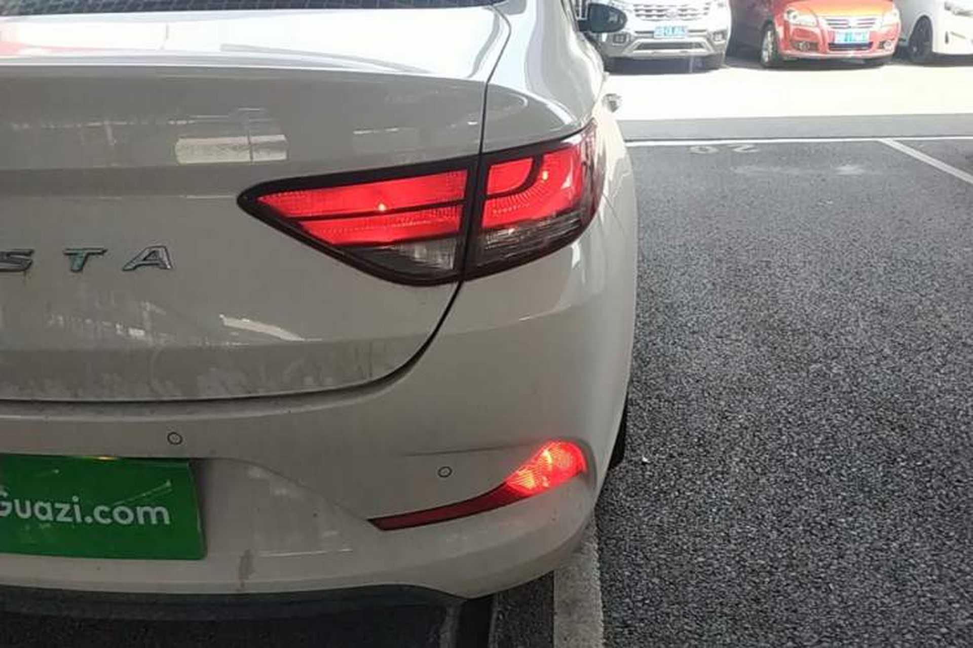 Used Hyundai Celesta 2018 1.6L Automatic GL Enjoyment Edition China VI compliant Right Rear Taillight