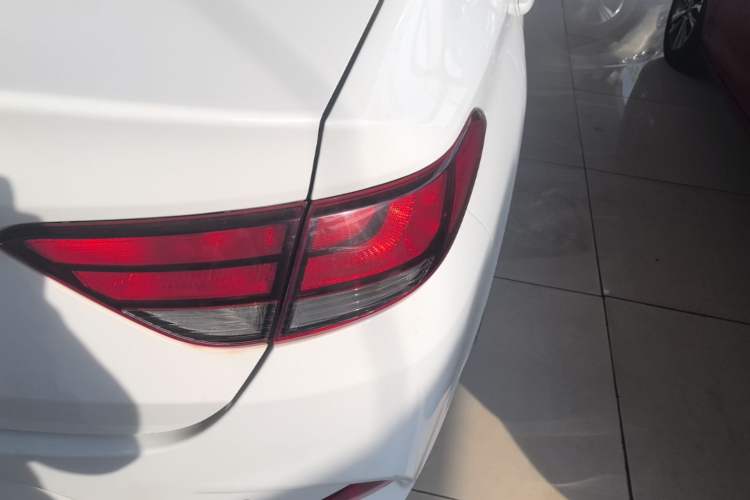 Used Hyundai Celesta 2018 1.6L Automatic GL Enjoyment Edition China VI compliant Right Rear Taillight