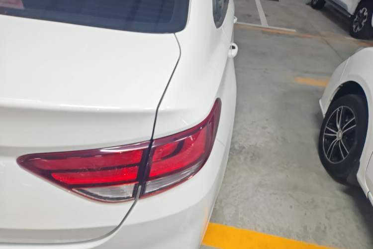 Used Hyundai Celesta 2018 1.6L Automatic GL Enjoyment Edition China VI compliant Right Rear Taillight