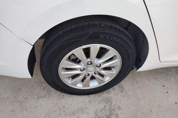 Used Hyundai Celesta 2018 1.6L Automatic GL Enjoyment Version China V Standard Right Rear Wheel Hub