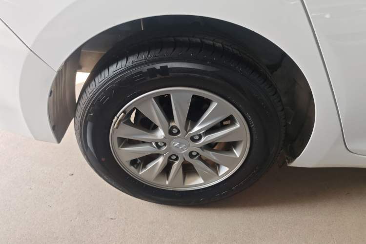 Used Hyundai Celesta 2018 1.6L Automatic GL Enjoyment Version China V Standard Right Rear Wheel Hub