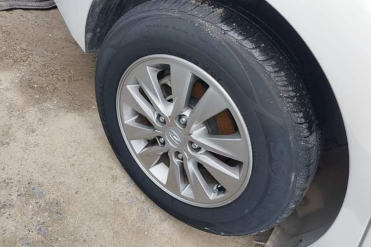 Used Hyundai Celesta 2018 1.6L Automatic GL Enjoyment Edition China VI compliant Right Rear Wheel Hub