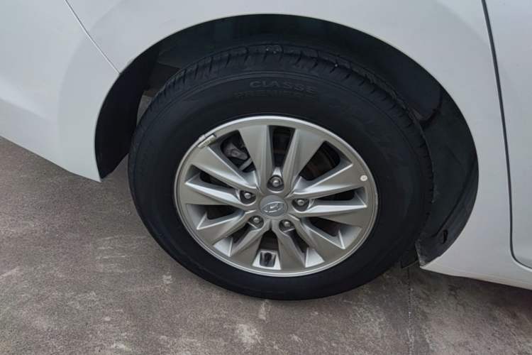 Used Hyundai Celesta 2018 1.6L Automatic GL Enjoyment Edition China VI compliant Right Rear Wheel Hub