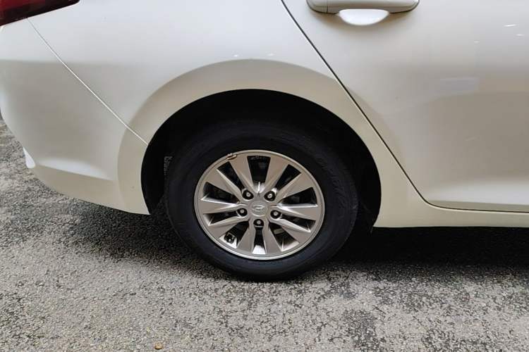 Used Hyundai Celesta 2018 1.6L Automatic GL Enjoyment Version China V Standard Right Rear Wheel Hub