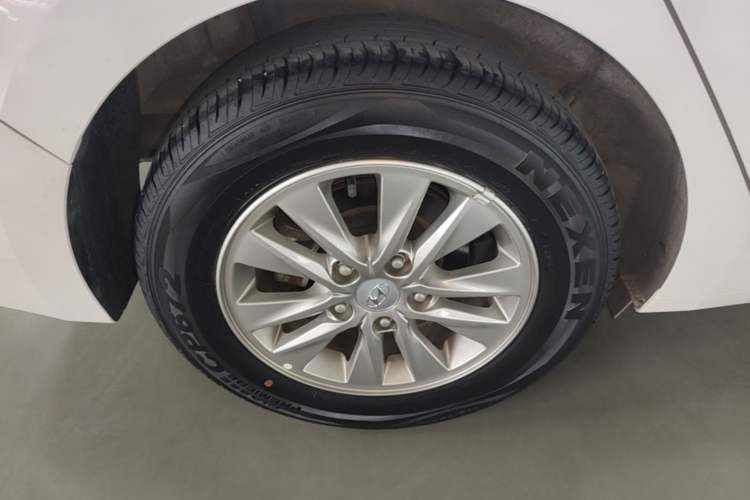 Used Hyundai Celesta 2018 1.6L Automatic GL Enjoyment Version China V Standard Right Rear Wheel Hub