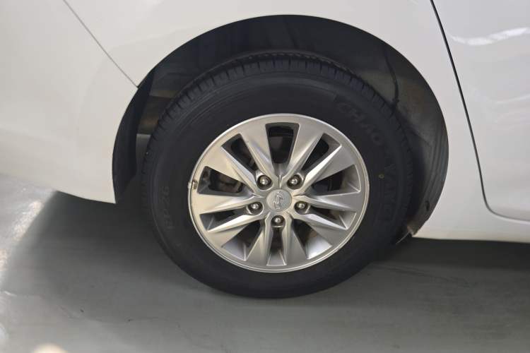 Used Hyundai Celesta 2018 1.6L Automatic GL Enjoyment Version China V Standard Right Rear Wheel Hub