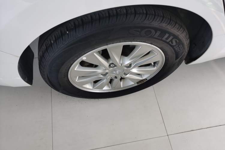 Used Hyundai Celesta 2018 1.6L Automatic GL Enjoyment Edition China VI compliant Right Rear Wheel Hub