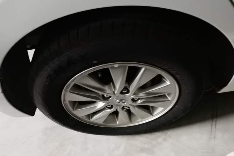 Used Hyundai Celesta 2018 1.6L Automatic GL Enjoyment Version China V Standard Right Rear Wheel Hub