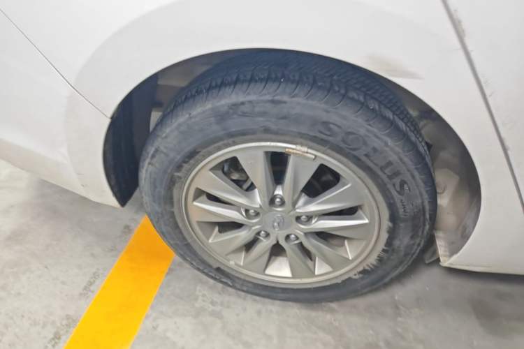 Used Hyundai Celesta 2018 1.6L Automatic GL Enjoyment Edition China VI compliant Right Rear Wheel Hub