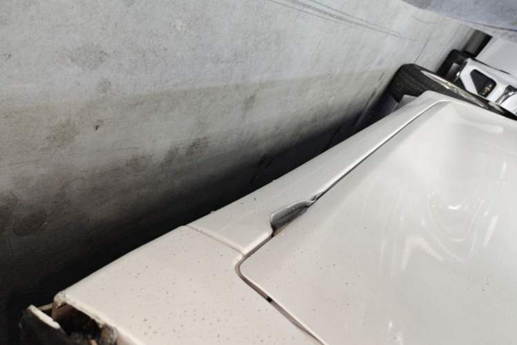Used Hyundai Celesta 2018 1.6L Automatic GL Enjoyment Edition China VI compliant Right Side Sill