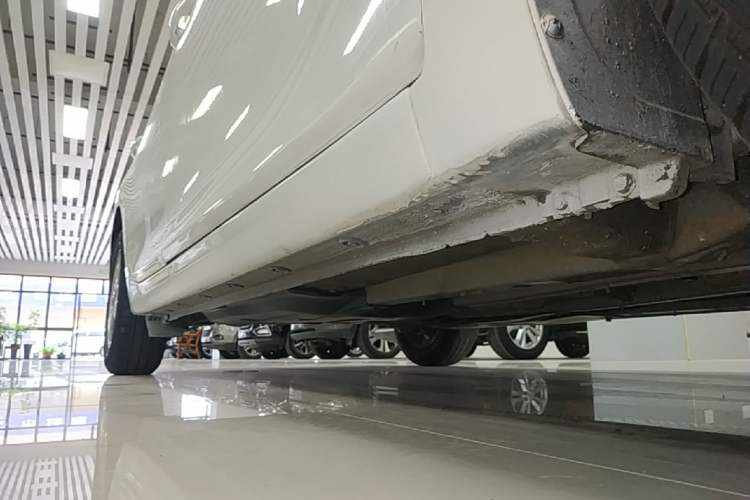 Used Hyundai Celesta 2018 1.6L Automatic GL Enjoyment Edition China VI compliant Right Side Sill