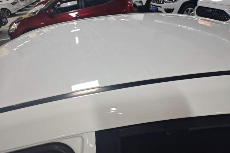 Used Hyundai Celesta 2018 1.6L Automatic GL Enjoyment Edition China VI compliant Roof