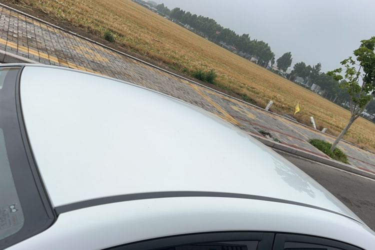 Used Hyundai Celesta 2018 1.6L Automatic GL Enjoyment Edition China VI compliant Roof