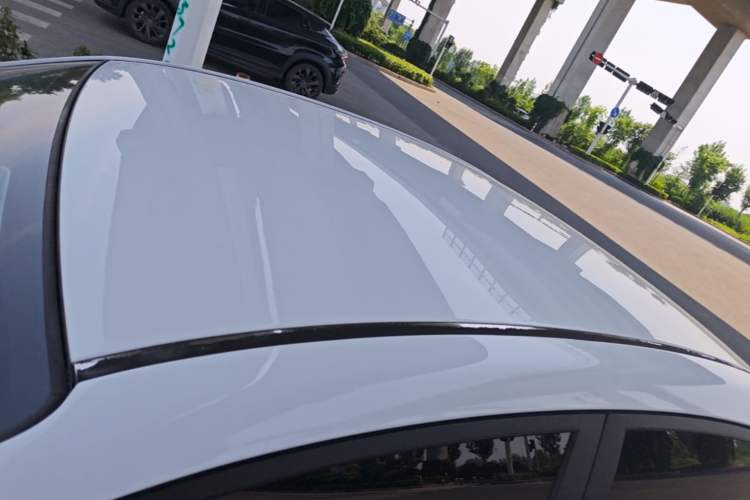 Used Hyundai Celesta 2018 1.6L Automatic GL Enjoyment Edition China VI compliant Roof