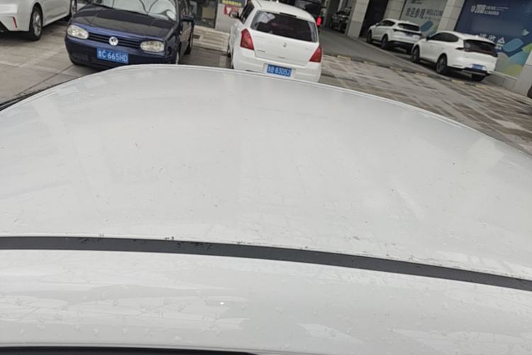 Used Hyundai Celesta 2018 1.6L Automatic GL Enjoyment Edition China VI compliant Roof