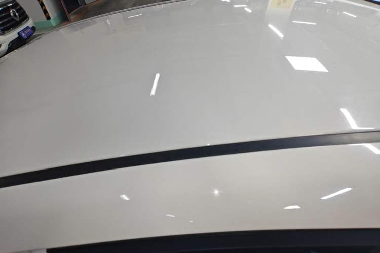 Used Hyundai Celesta 2018 1.6L Automatic GL Enjoyment Edition China VI compliant Roof