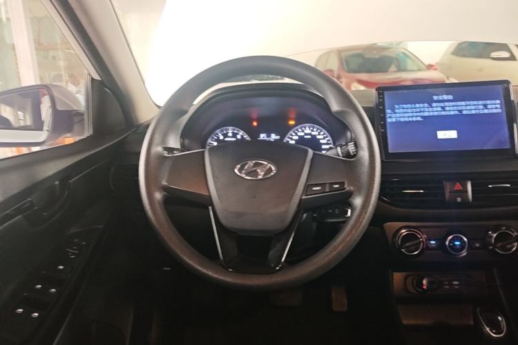 Used Hyundai Celesta 2018 1.6L Automatic GL Enjoyment Edition China VI compliant Steering Wheel