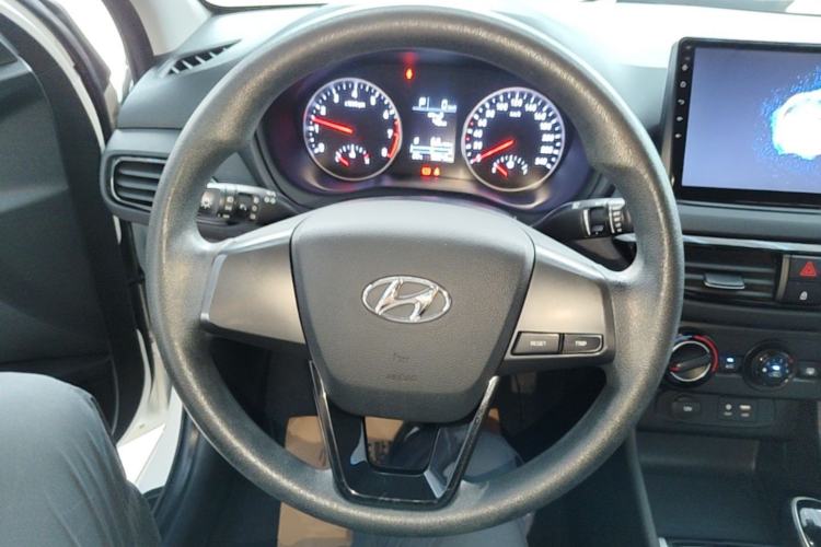Used Hyundai Celesta 2018 1.6L Automatic GL Enjoyment Version China V Standard Steering Wheel