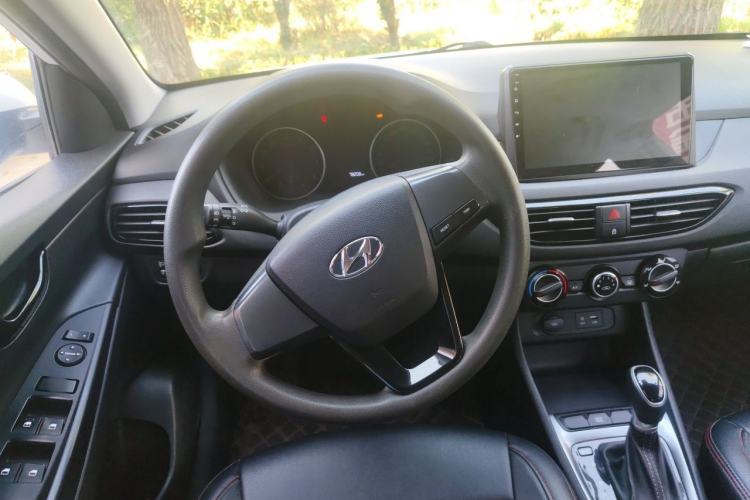 Used Hyundai Celesta 2018 1.6L Automatic GL Enjoyment Version China V Standard Steering Wheel