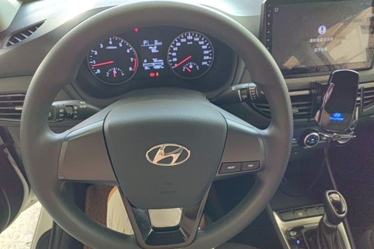 Used Hyundai Celesta 2018 1.6L Automatic GL Enjoyment Version China V Standard Steering Wheel