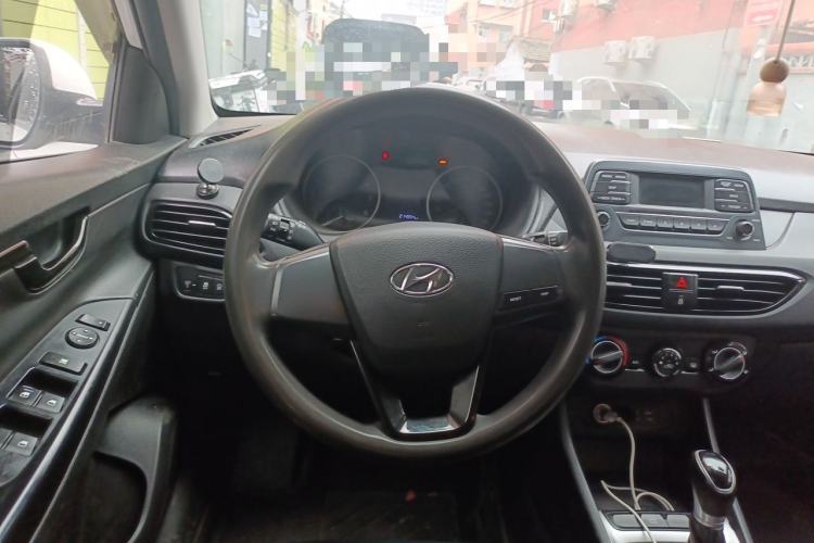 Used Hyundai Celesta 2018 1.6L Automatic GL Enjoyment Version China V Standard Steering Wheel