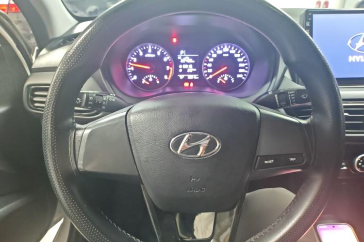 Used Hyundai Celesta 2018 1.6L Automatic GL Enjoyment Edition China VI compliant Steering Wheel