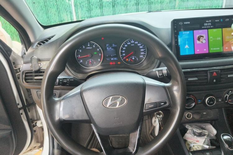 Used Hyundai Celesta 2018 1.6L Automatic GL Enjoyment Edition China VI compliant Steering Wheel