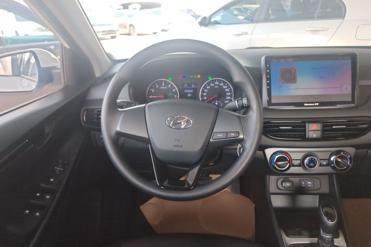 Used Hyundai Celesta 2018 1.6L Automatic GL Enjoyment Version China V Standard Steering Wheel