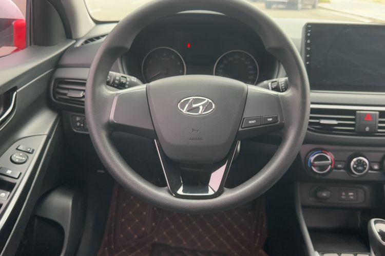 Used Hyundai Celesta 2018 1.6L Automatic GL Enjoyment Edition China VI compliant Steering Wheel