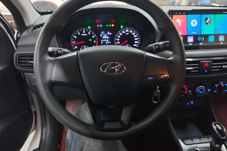 Used Hyundai Celesta 2018 1.6L Automatic GL Enjoyment Edition China VI compliant Steering Wheel