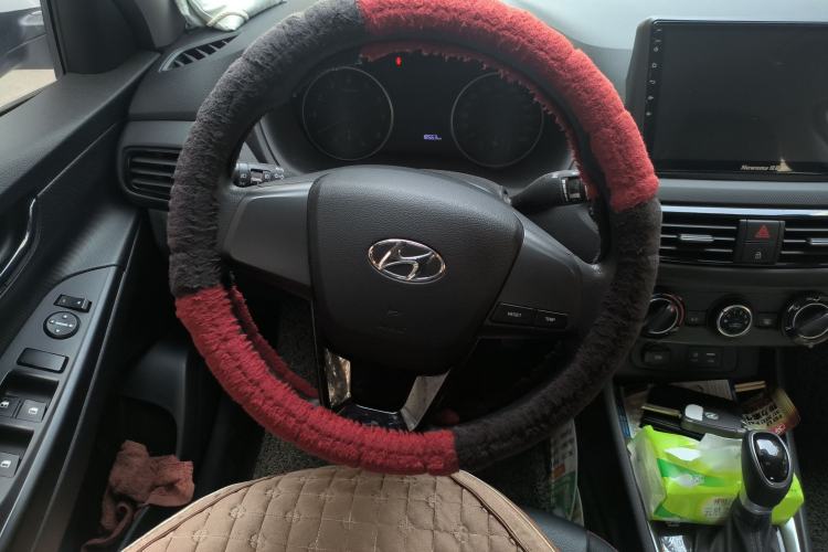 Used Hyundai Celesta 2018 1.6L Automatic GL Enjoyment Version China V Standard Steering Wheel
