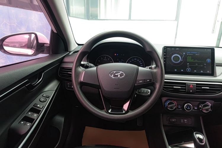 Used Hyundai Celesta 2018 1.6L Automatic GL Enjoyment Edition China VI compliant Steering Wheel