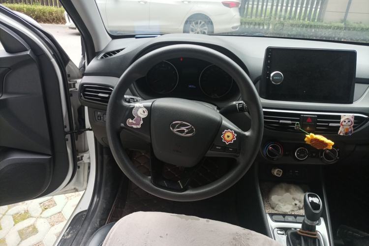 Used Hyundai Celesta 2018 1.6L Automatic GL Enjoyment Version China V Standard Steering Wheel