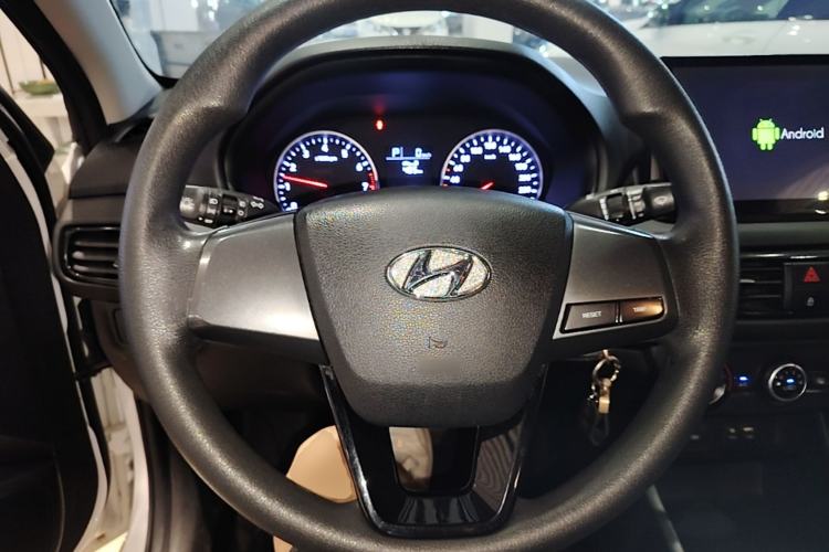 Used Hyundai Celesta 2018 1.6L Automatic GL Enjoyment Edition China VI compliant Steering Wheel