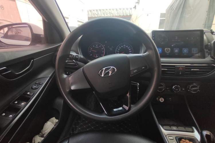 Used Hyundai Celesta 2018 1.6L Automatic Enjoyment Version GLS China V Emission Standard Steering Wheel