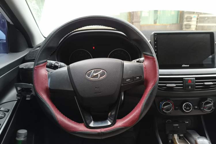 Used Hyundai Celesta 2018 1.6L Automatic GL Enjoyment Edition China VI compliant Steering Wheel
