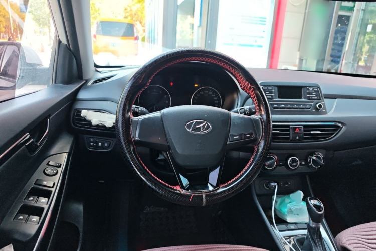 Used Hyundai Celesta 2018 1.6L Automatic GL Enjoyment Version China V Standard Steering Wheel