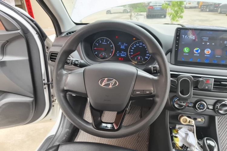 Used Hyundai Celesta 2018 1.6L Automatic GL Enjoyment Version China V Standard Steering Wheel