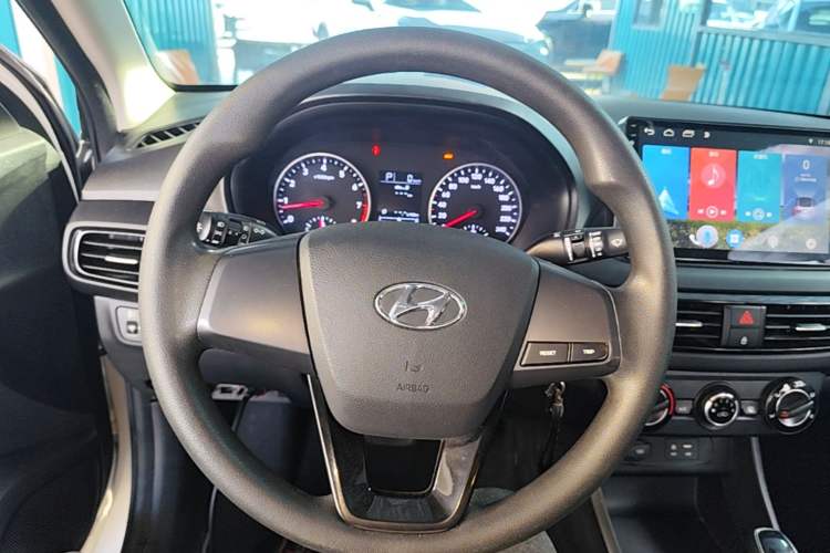Used Hyundai Celesta 2018 1.6L Automatic GL Enjoyment Edition China VI compliant Steering Wheel