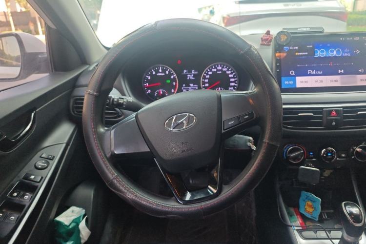 Used Hyundai Celesta 2018 1.6L Automatic GL Enjoyment Version China V Standard Steering Wheel