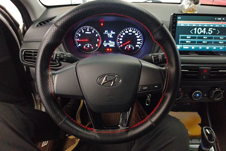 Used Hyundai Celesta 2018 1.6L Automatic GL Enjoyment Edition China VI compliant Steering Wheel