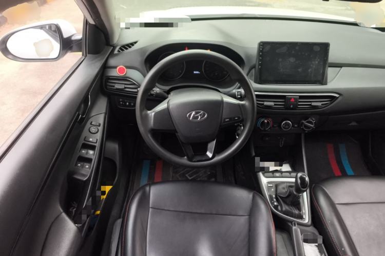 Used Hyundai Celesta 2018 1.6L Automatic GL Enjoyment Edition China VI compliant Steering Wheel