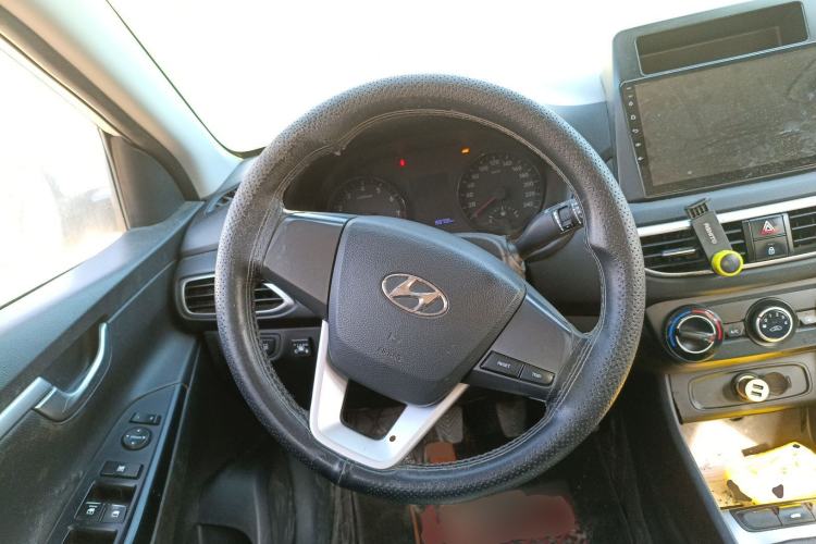Used Hyundai Celesta 2018 1.6L Manual GL Enjoyment Edition China VI compliant Steering Wheel