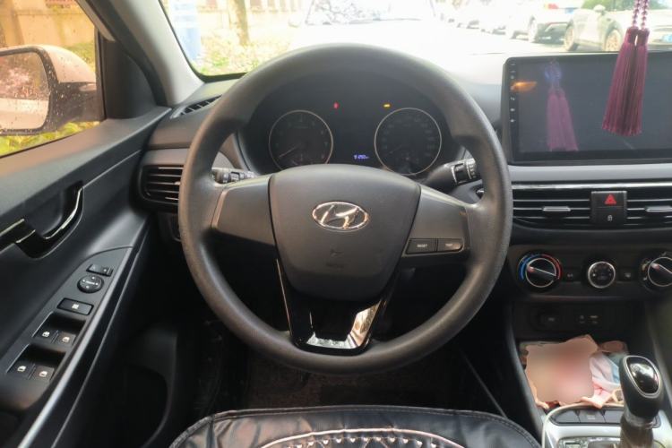 Used Hyundai Celesta 2018 1.6L Automatic GL Enjoyment Version China V Standard Steering Wheel